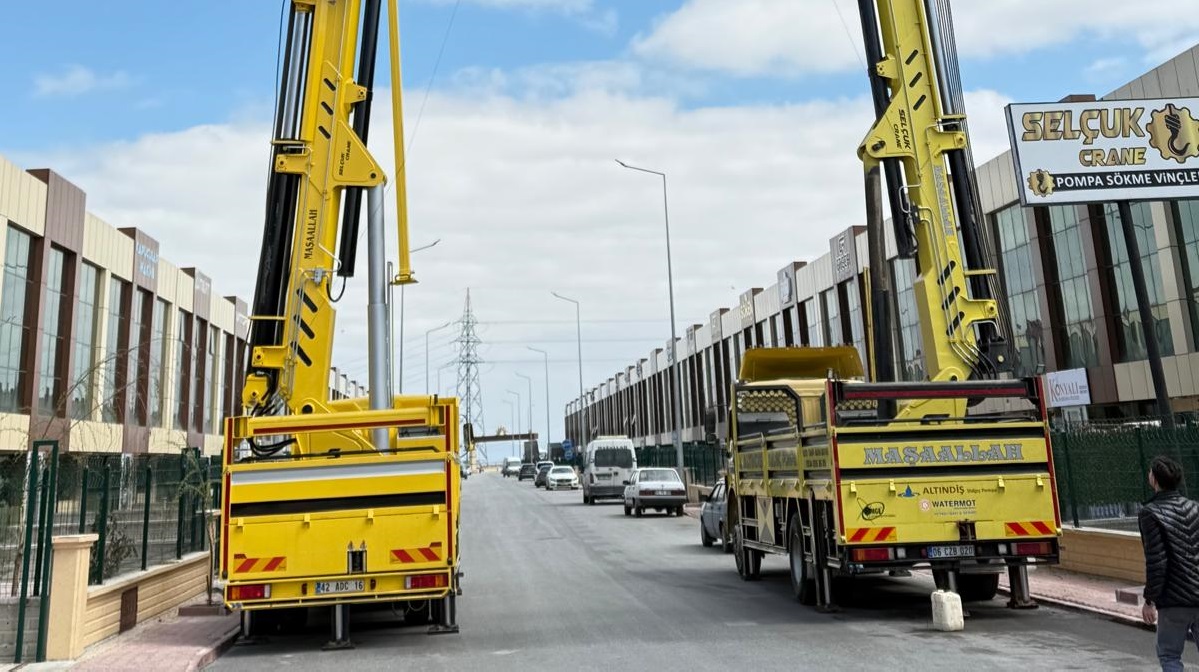 SELÇUK CRANE VİNÇ